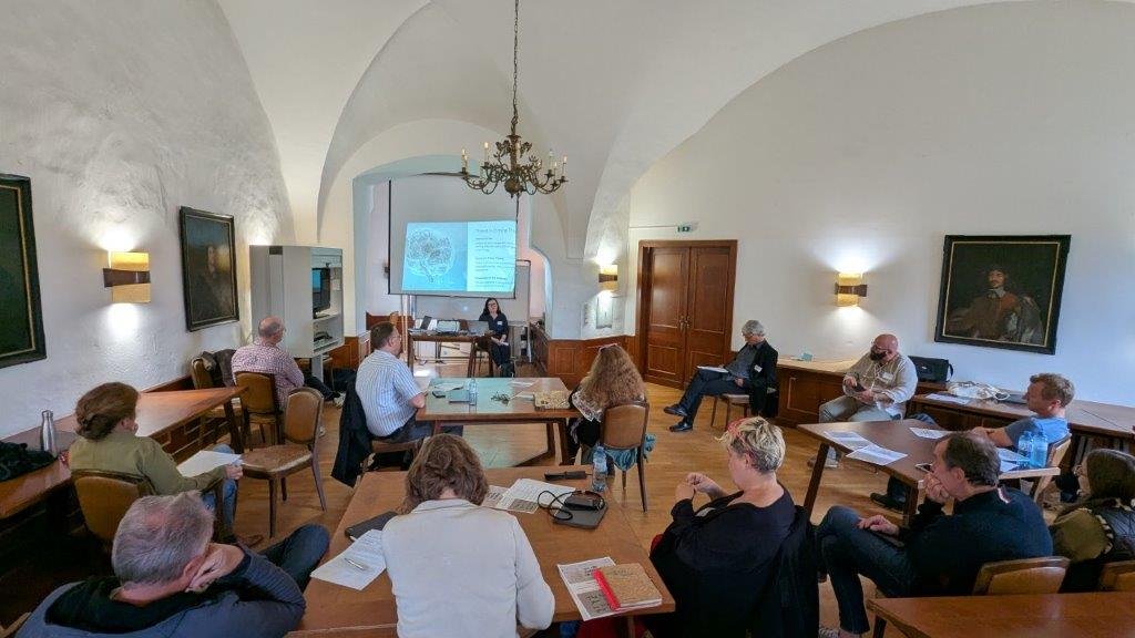 Workshop in the castle's vaulted hall
