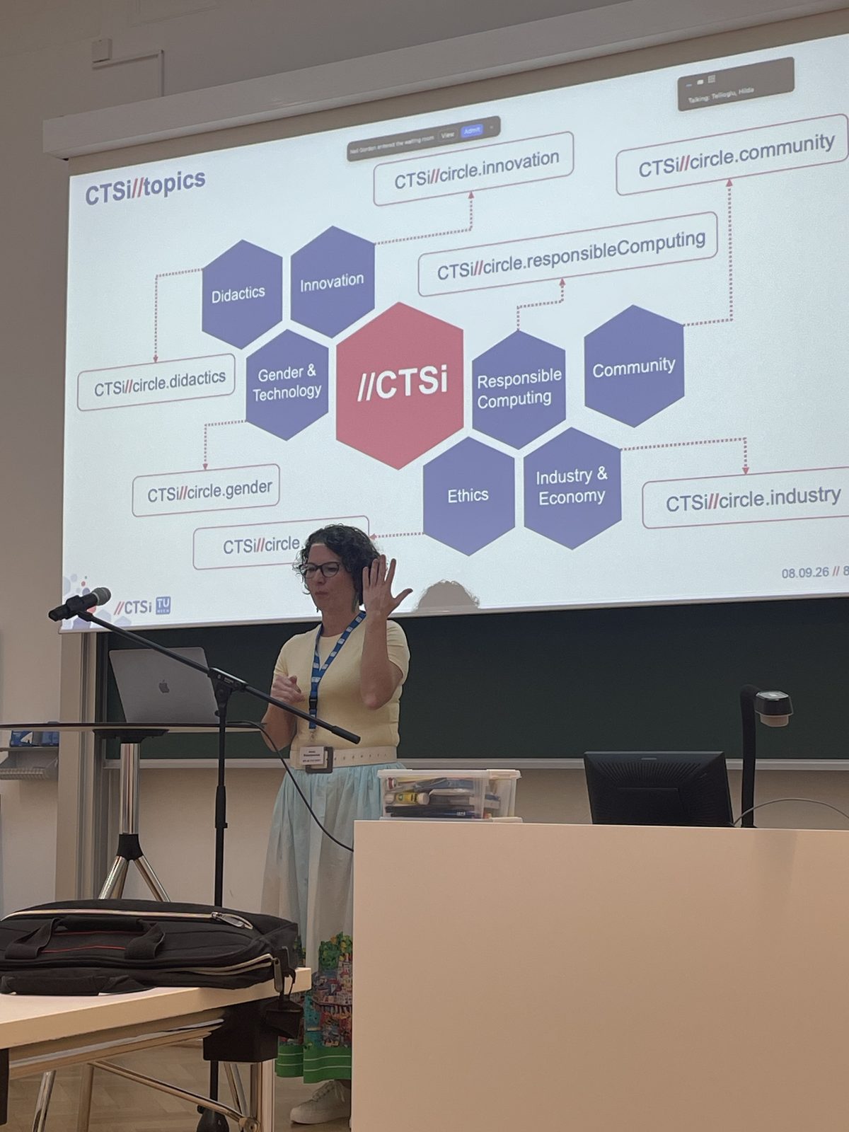 Vorstellung des CTSi und seiner Circles vor dem Konferenzpublikum
